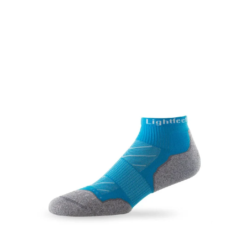 moisture-wicking socks for runners -Evolution - Quarter Socks